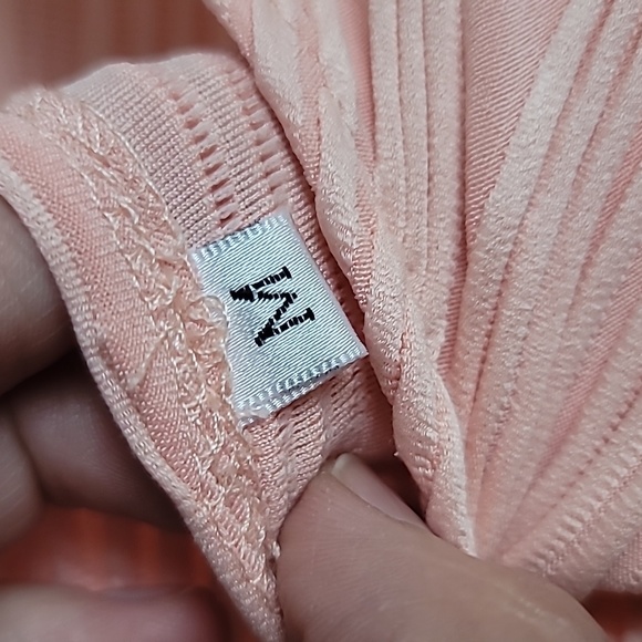 Dress 🩷 - Picture 10 of 13